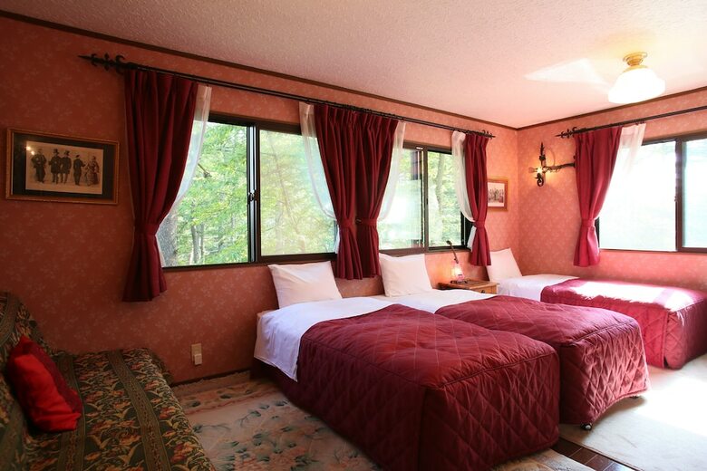 Pension Piccolo Hotel Opera Karuizawa