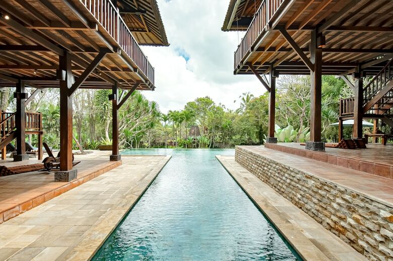 Villa Atas Awan