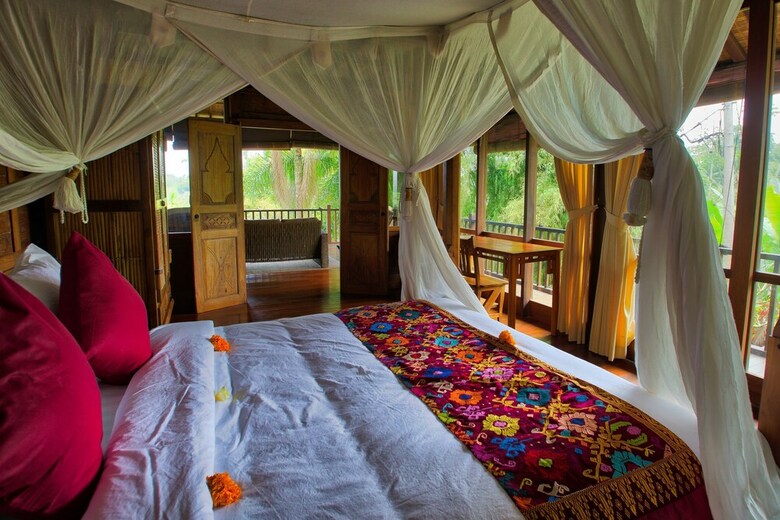 Villa Atas Awan