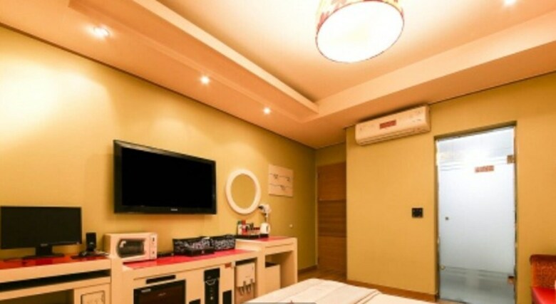 Hotel Shine Motel