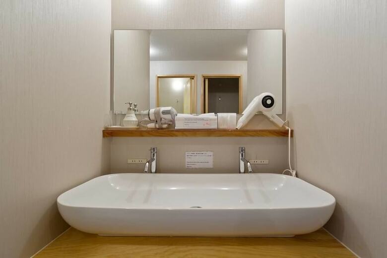 Hostal Grapehouse Koenji - Hostel, - Caters To Women