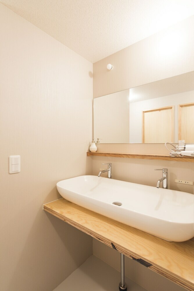 Hostal Grapehouse Koenji - Hostel, - Caters To Women