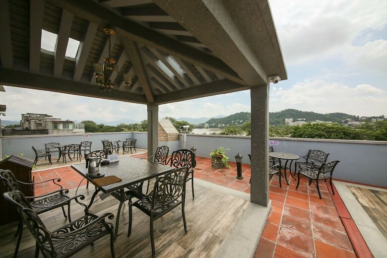 Posada Dongmen Inn