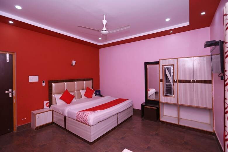 Oyo 19696 Hotel Rbk Palace And Restaurant