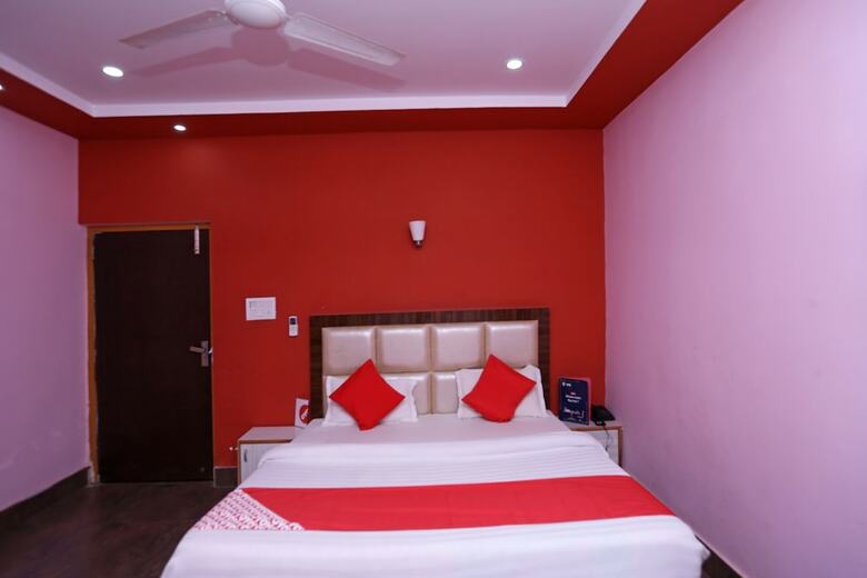 Oyo 19696 Hotel Rbk Palace And Restaurant