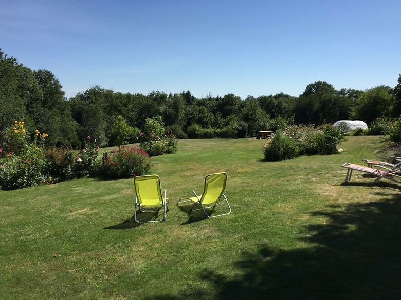Bed & Breakfast Chambre D'h�tes Au Mas D'hurtes