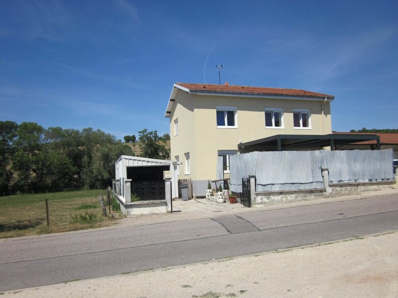 Hotel Chambres Dans Maison de Vacances Avec Spa Ext�rieur