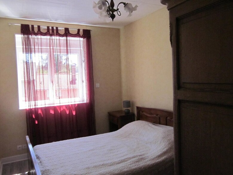 Hotel Chambres Dans Maison de Vacances Avec Spa Ext�rieur