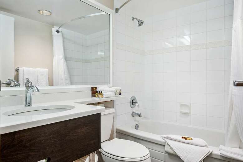 Best Western Plus Columbia River Hotel