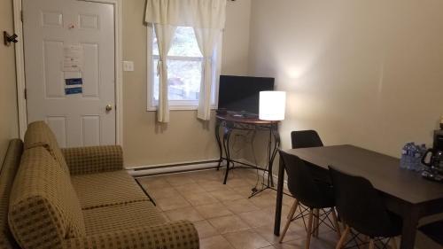 Rothesay Motel