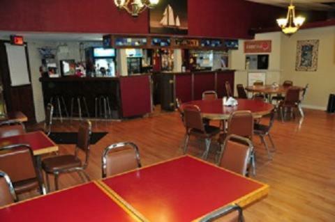 Hotel Red Carpet Inn And Suites - Sudbury