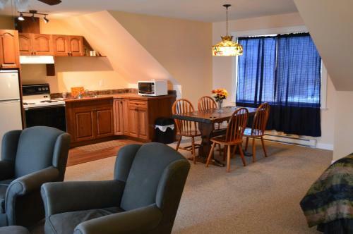 Bed & Breakfast Two Eagles Lodge