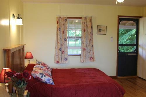 Bed & Breakfast Hedley House Inn