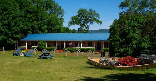 Bed & Breakfast Hedley House Inn