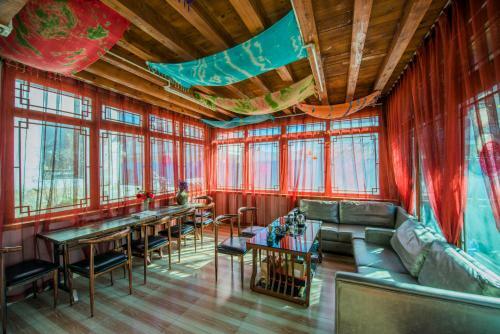Hostal Cantonese Inn
