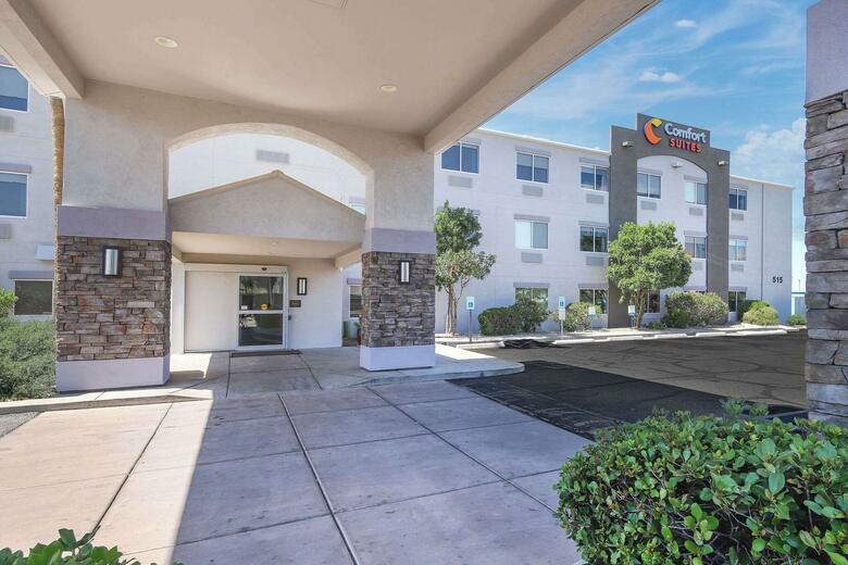 Hotel Comfort Suites At Tucson Mall