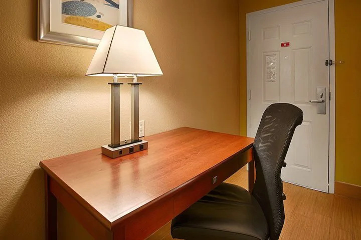 Larkspur Hotel Truckee Tahoe (.)