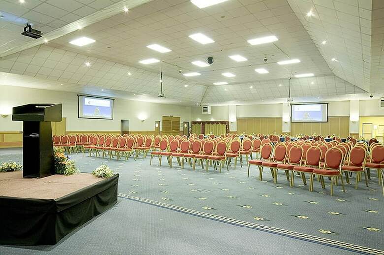 Hotel Holiday Inn Garden Court  Wolverhampton