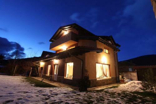 Ashkova House