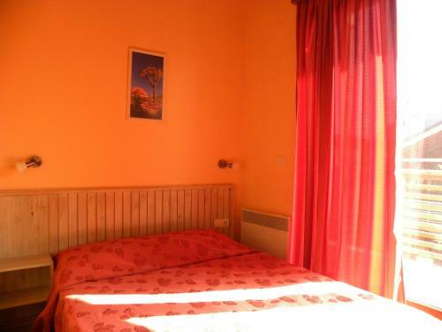 Saint Ivan Ski Apartments