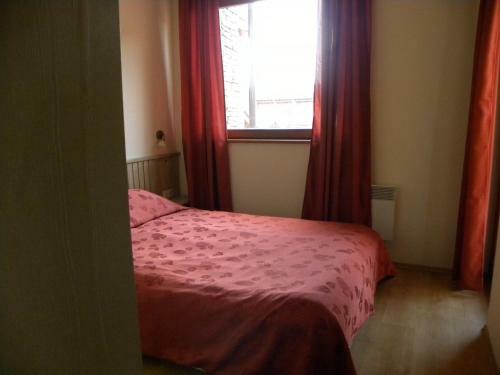 Saint Ivan Ski Apartments