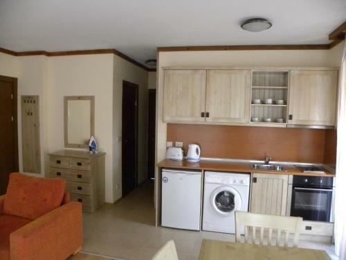 Saint Ivan Ski Apartments