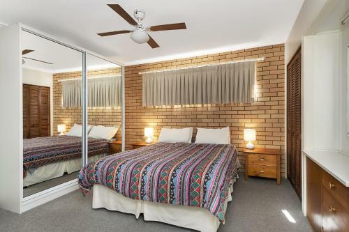 Ground Floor Air Conditioned, Fabulous Waterviews Overlooking Pumicestone Passage