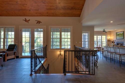 Lake Serenity Home
