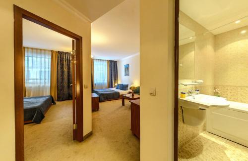 Emerald Spa Hotel