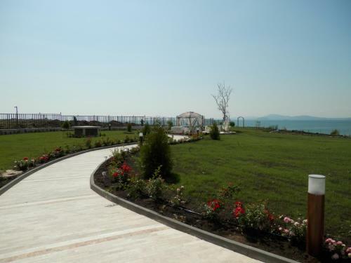Diamond Beach Apartments