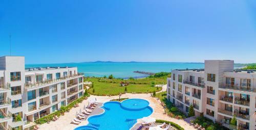 Diamond Beach Apartments