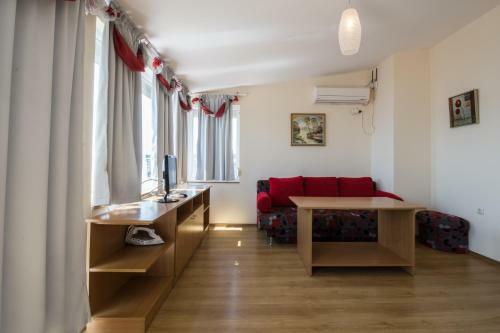 Hotel Briz