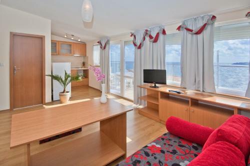 Hotel Briz