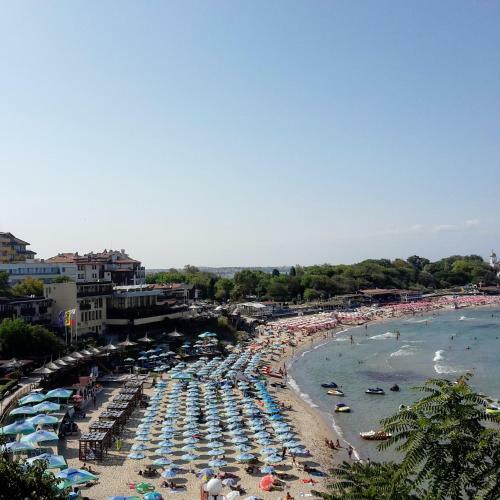 Hostal Guest House Mistral