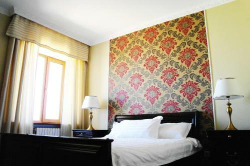 Tumar Hotel