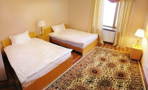 Tumar Hotel