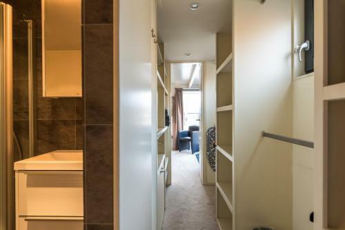 Houseboat-apartment Sumatra