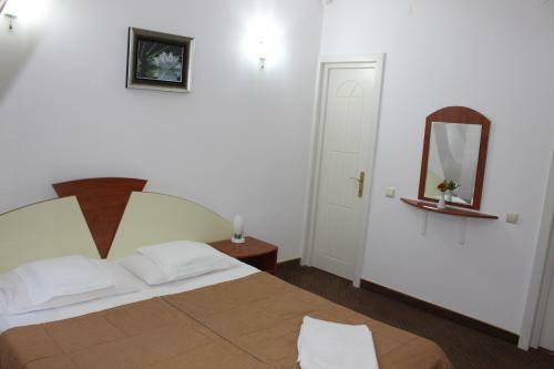 Hostal Pensiunea Colina