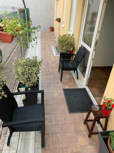 A6 Apartment