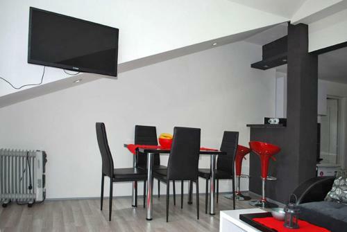 Apartmani Ema