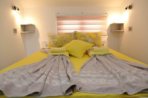 Apartmani "roshu"