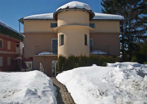 Apartment Lazarevi?a Buca
