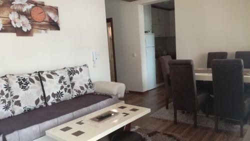 Apartman "lav"