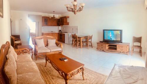 Apartments In Gardenia Complex