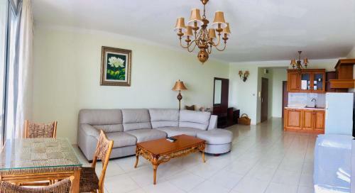 Apartments In Gardenia Complex