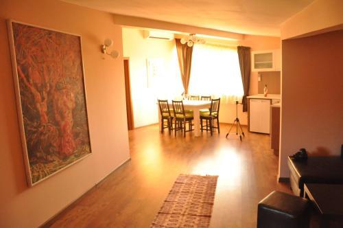 Rado Apartments
