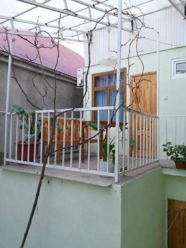 Hostal Lidiya Guest House