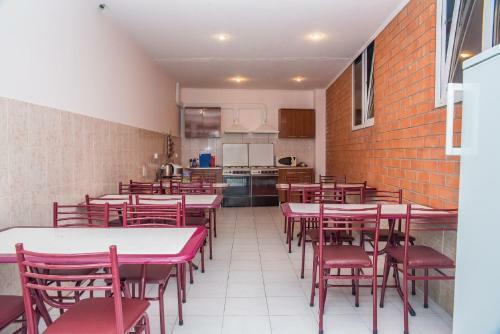 Hostal Lastochka Guest House