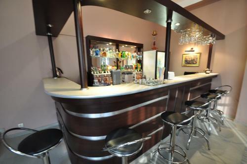 Hostal Megapolis Guest House