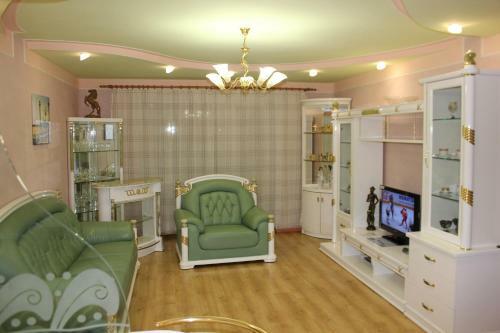 Apartment On Karla Libknekhta 10a